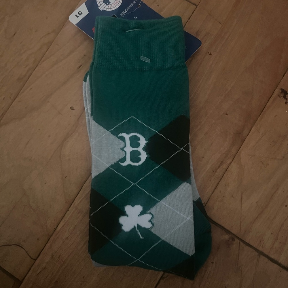 Red Sox Argyle Shamrock 505-7 Men’s Large Socks NEW